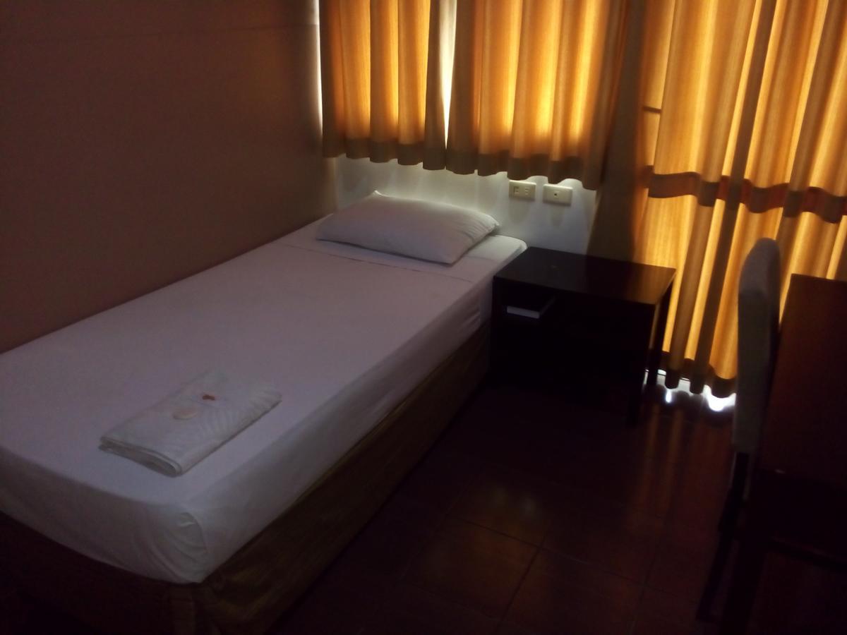 Hotel Kichi Legazpi Εξωτερικό φωτογραφία